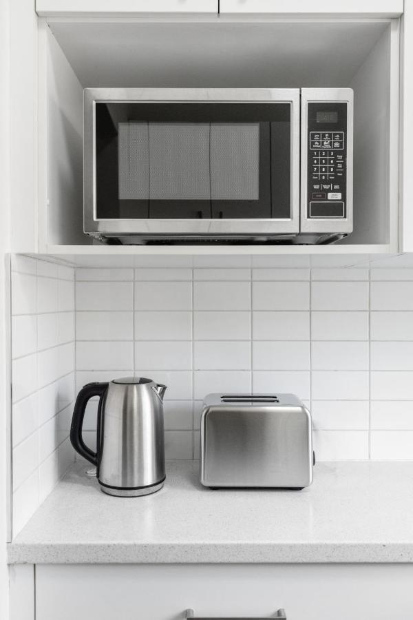Burwood City Newly Renovated 2 Bed 2 Bath Free Private Parking Big Apt Sydney Luaran gambar